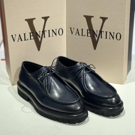 Valentino sisley