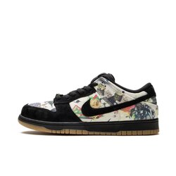 Nike SB Dunk Low Supreme Rammellzee