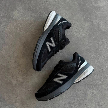 NB 990 v5 Black