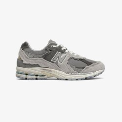 New Balance 2002 R