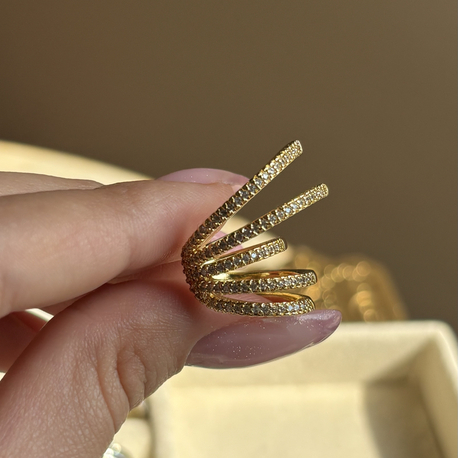 Earcuff