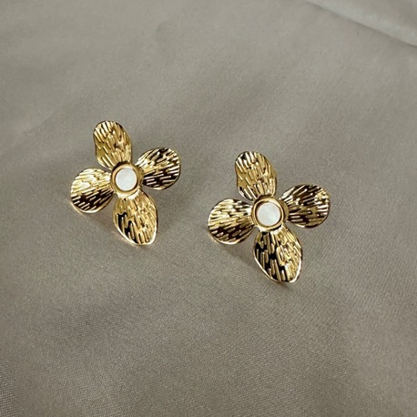 Çelik gold küpe