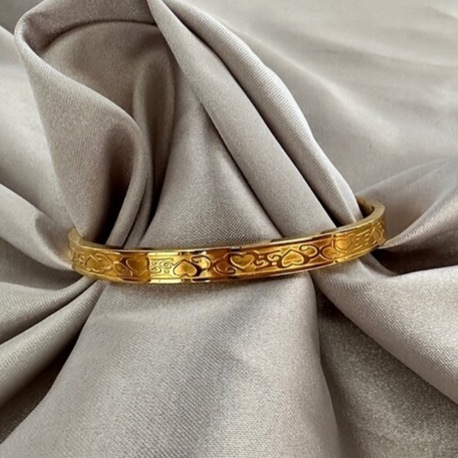 Çelik gold kalp desenli 6 mm kelepçe