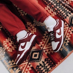 Nike Dunk Low - Bordeaux (Dar Kalıptır)