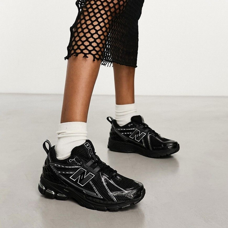 New Balance 1906R Black/Silver (Dar Kalıp 1 Numara Büyük Alınız)