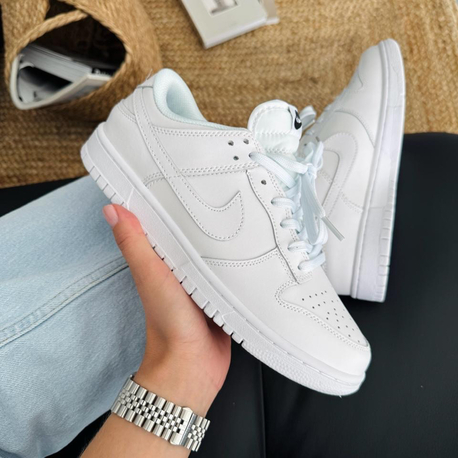 Dunk Low Triple White