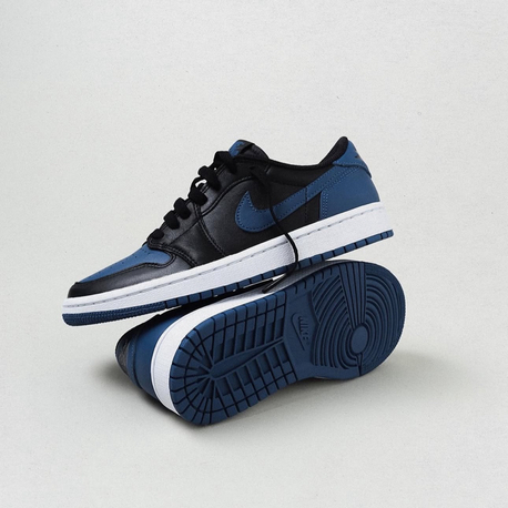 Air Jordan 1 Low Mystic Navy