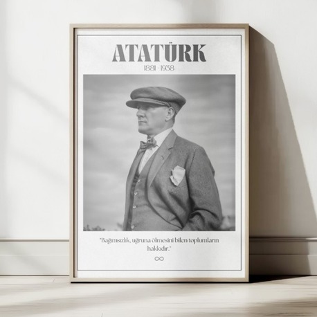 Atatürk Kasketli Nostaljik Portre | "Bağımsızlık Hakkıdır" Sözlü Siyah Beyaz Tablo