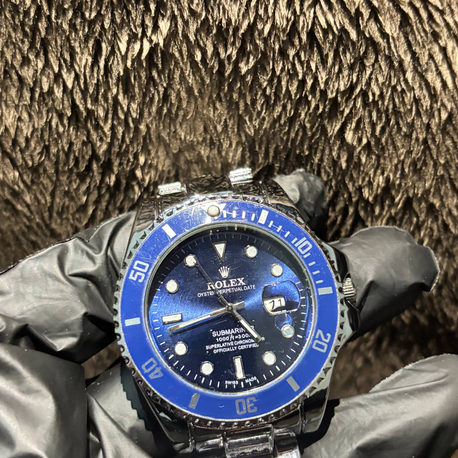 Submariner Model: Mavi Kadran & Mavi Çerçeveli Gümüş Çelik Kordonlu Erkek Kol Saati