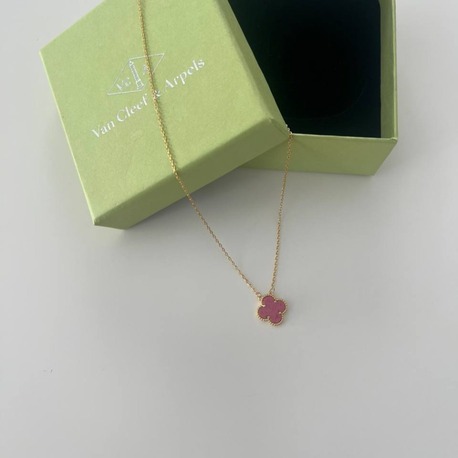 Van Cleef Kolye