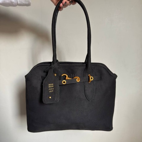 Miu Miu Aventure (40x31)