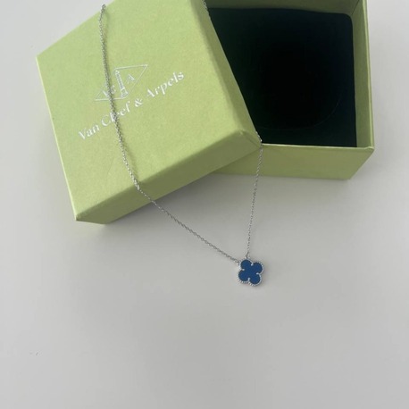 Van Cleef Kolye