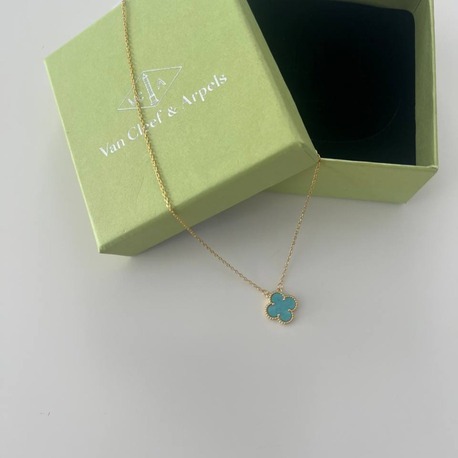 Van Cleef Kolye