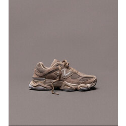 New Balance 9060 “ Mushroom V2 “