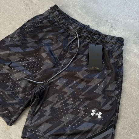 UNDER ARMOUR ŞORT