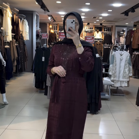 Selinada özel tasarım elbise 
