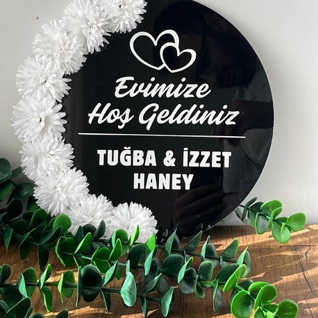 Çiçekli Siyah Kapı Süsü 
