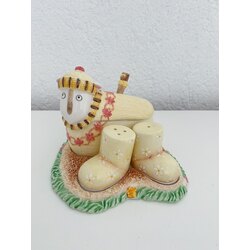 Enesco Çizmeli Koyun Baharatlık Seti