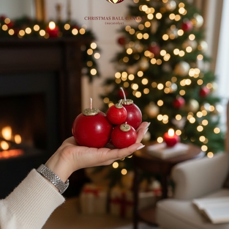 Red Baubles Mum
