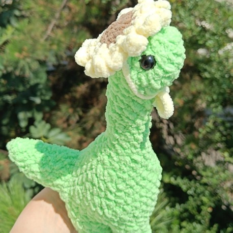 Şapkalı Dinozor