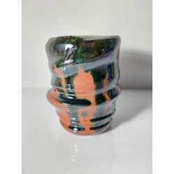 Slip vase
