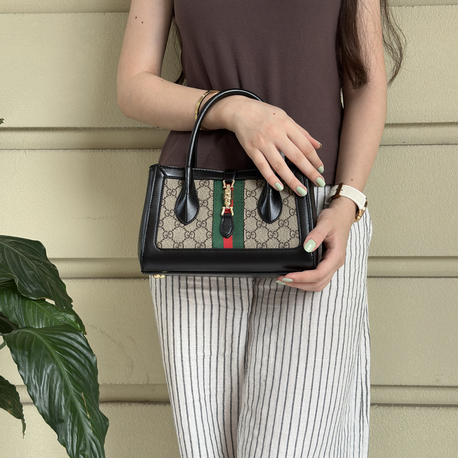 Gucci el çantası