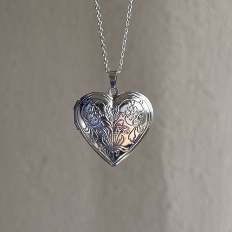 çelik kalp kapaklı silver kolye