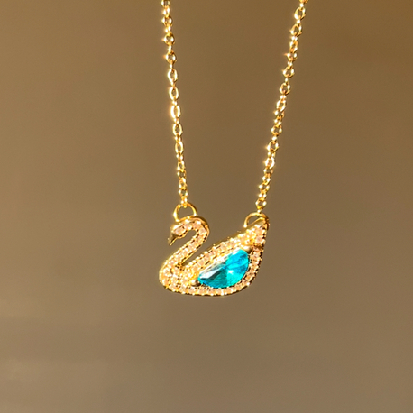 çelik swarovski dazzling swan mavi taşlı gold kolye