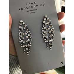 zara taşlı küpe