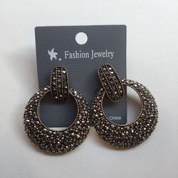 zara taşlı küpe