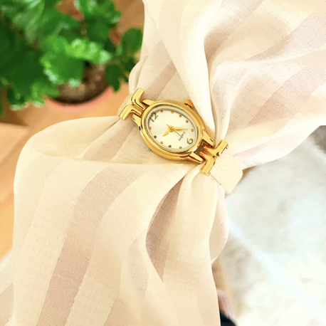 Vintage krem oval bayan kol saati