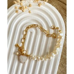İncili charm harfli çelik bileklik