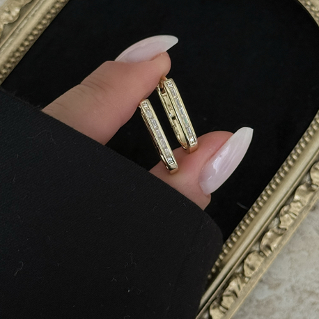 İnce Baget Taş İşlemeli Küpe | 14k xuping