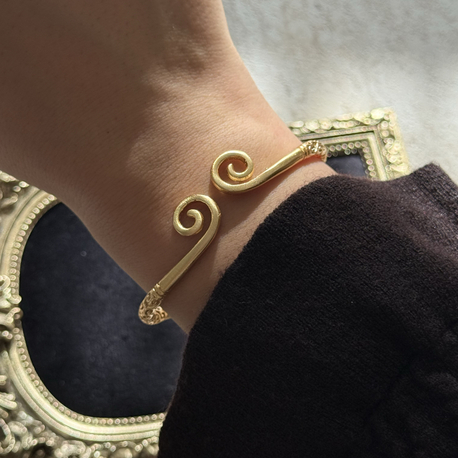 Spiral Desen Vintage Kelepçe