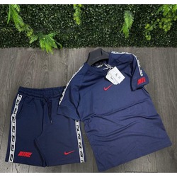 NIKE T SHIRT SHORT TAKIMI