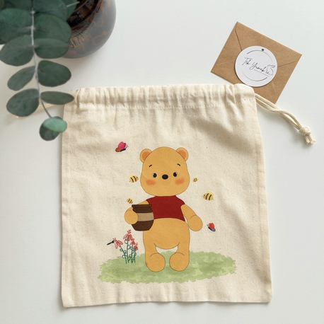 Winnie the Pooh Temalı Proje Çantaları