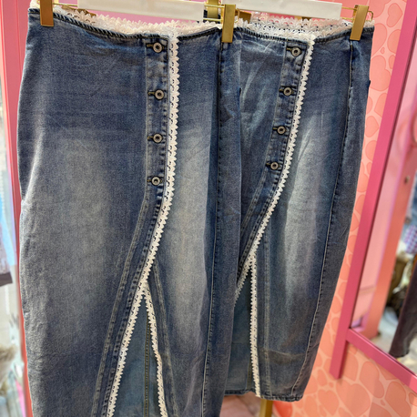 Dantel detaylı denim etek
