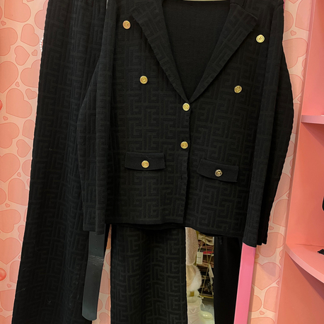 Balmain ikili takım