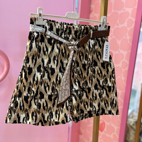 Leopar desenli şort
