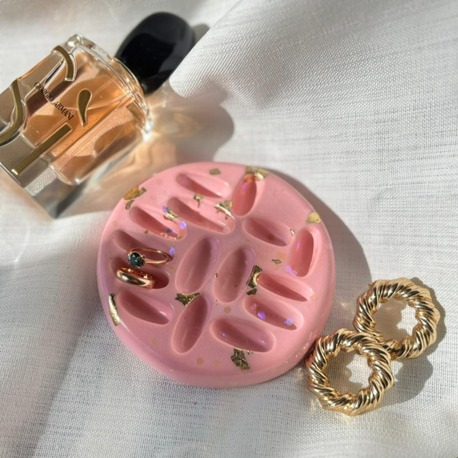 Gold Glittery Ring Holder
