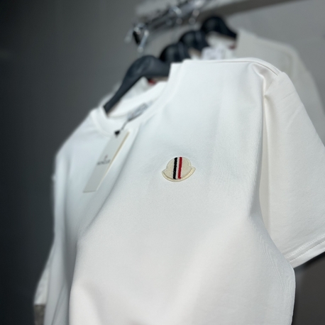 Göğüs Nakış T-Shirt