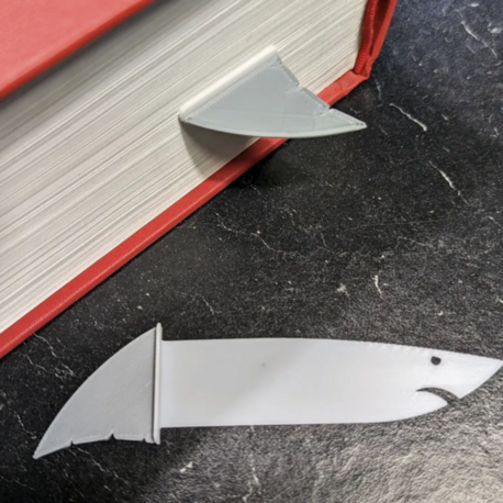 Köpek balığı tasarımlı 3D baskı kitap ayracı.