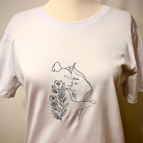 Patiyle Sarılan Ruh – Özgün Nakış Tasarımı T-shirt