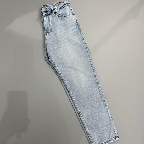 Buz mavisi boyfriend jean