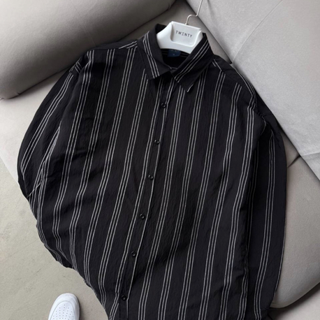 Çizgili oversize siyah gömlek 