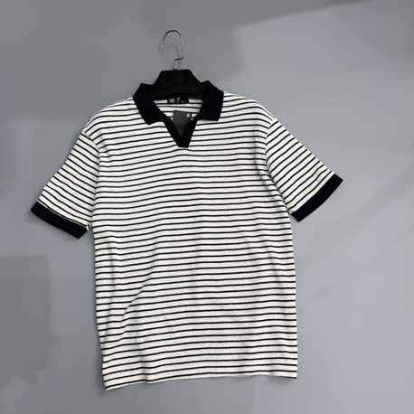 Bej siyah polo yaka