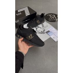 EA7 Armani ‘Yeni Sezon Gold’