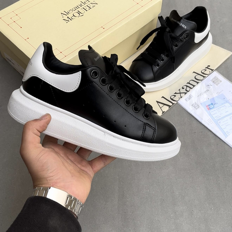 Alexander Mcqueen