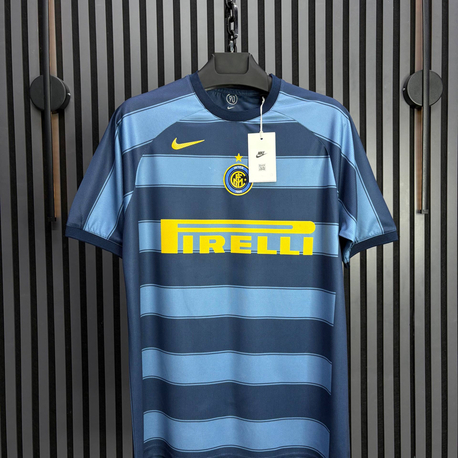 J. Zanetti #4 Inter 2004 Retro Forma