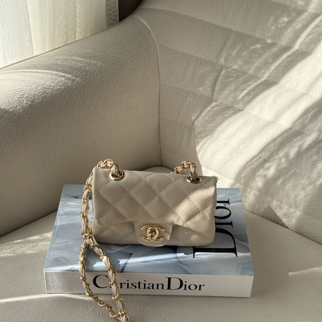Chanel mini krem 